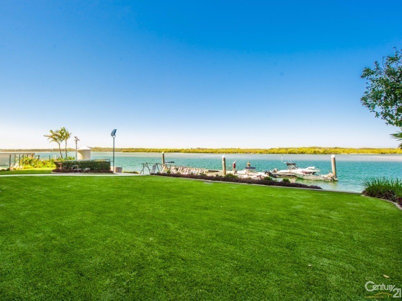 13D/120-122 Duporth Avenue, Maroochydore QLD 4558