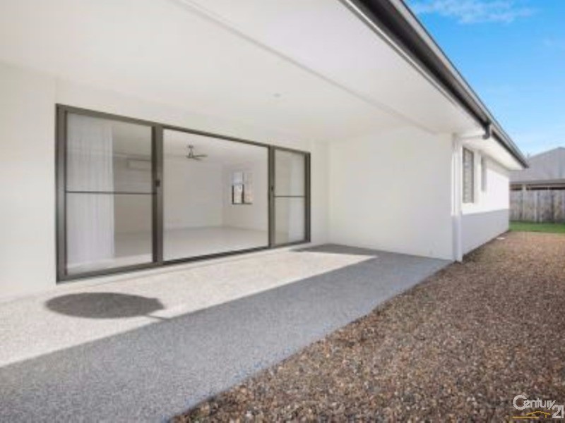 60 Brampton Crescent, Mountain Creek QLD 4557