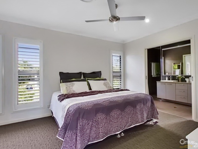 32 Maroubra Street, Maroochydore QLD 4558