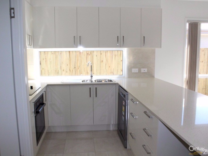 55 Springs Drive, Meridan Plains QLD 4551