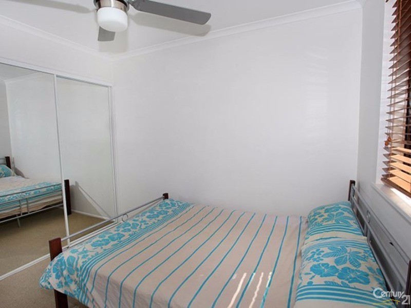 1/4 Yallanga Place, Mooloolaba QLD 4557