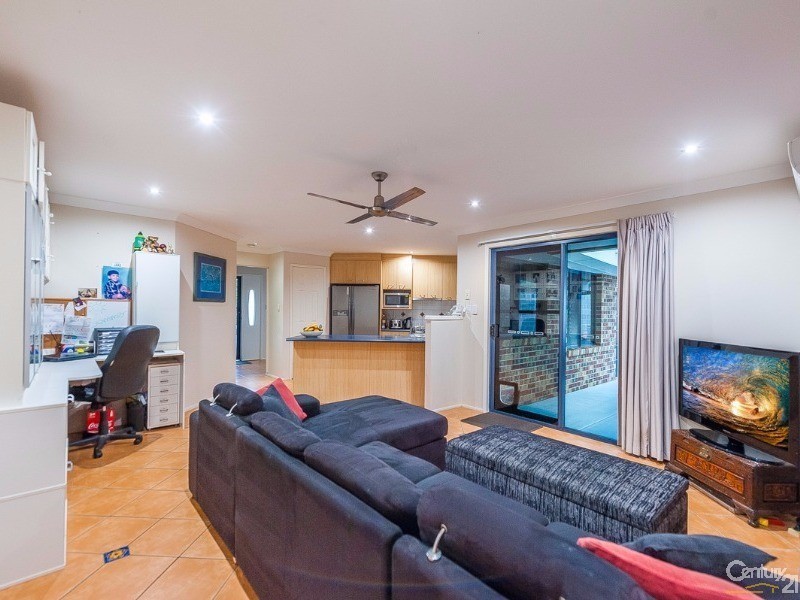 34 Bellevue Street, Bli Bli QLD 4560