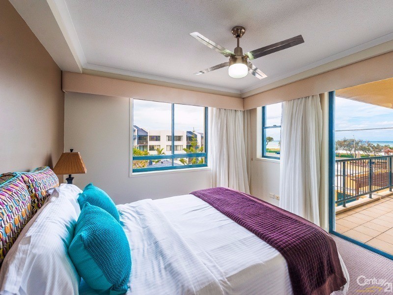 303/98 Alexandra Parade, Alexandra Headland QLD 4572