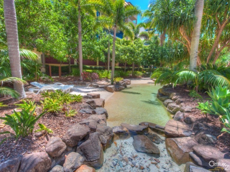 303/98 Alexandra Parade, Alexandra Headland QLD 4572