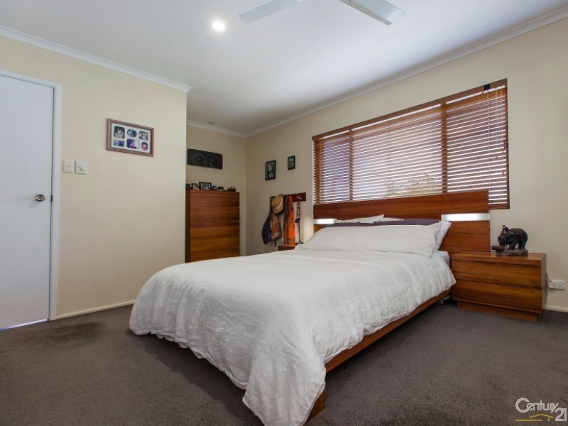 8 Oogar Street, Maroochydore QLD 4558