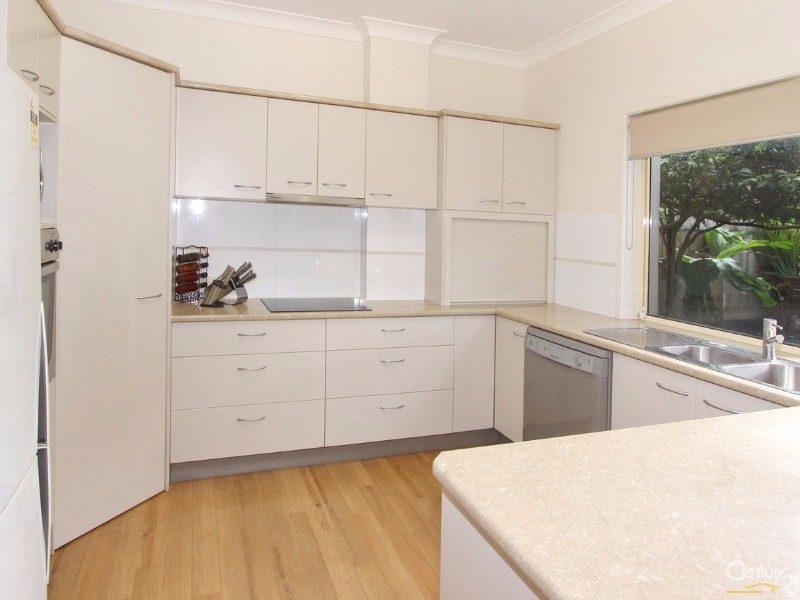 2/107 Parker Street, Maroochydore QLD 4558