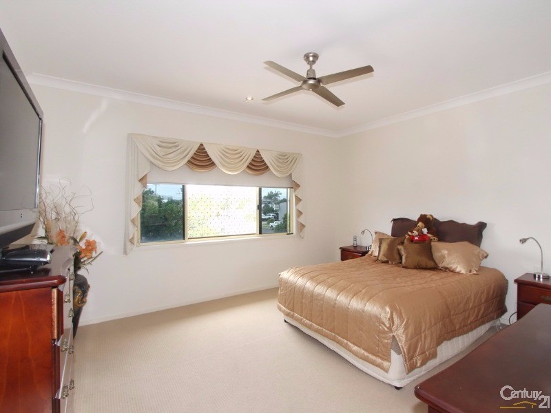 2/107 Parker Street, Maroochydore QLD 4558