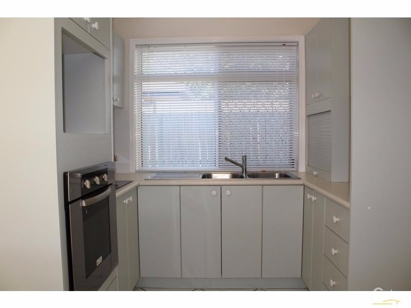 2/32 Hinley Avenue, Maroochydore QLD 4558