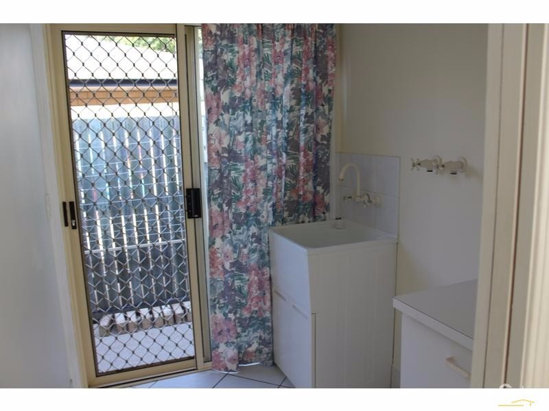 2/32 Hinley Avenue, Maroochydore QLD 4558