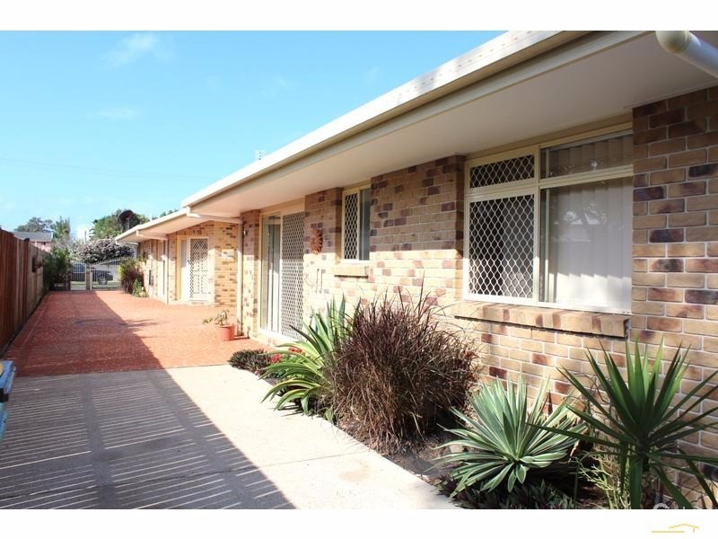 2/32 Hinley Avenue, Maroochydore QLD 4558