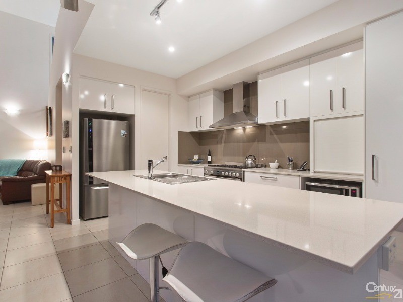 17B Molakai Drive, Mountain Creek QLD 4557