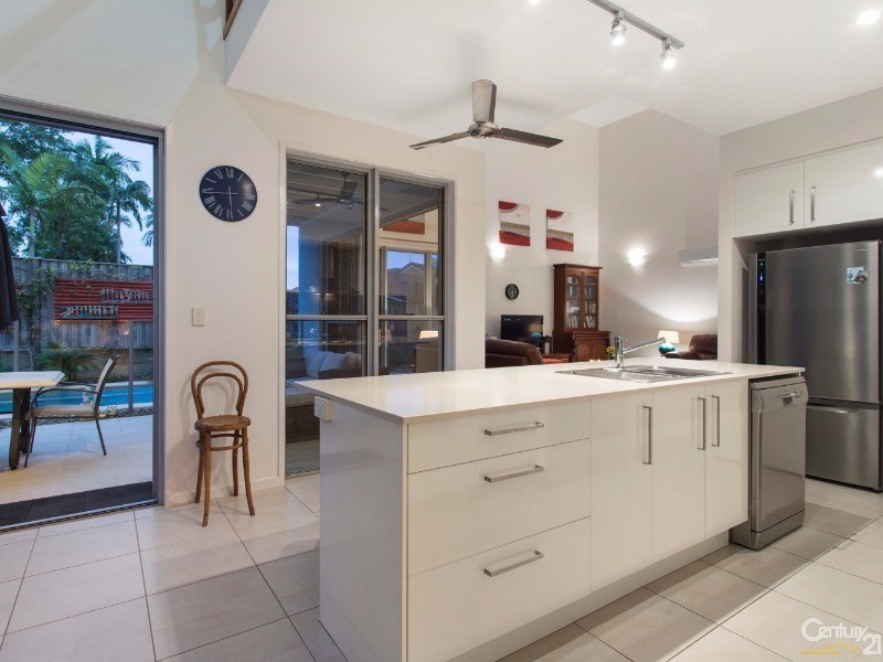 17B Molakai Drive, Mountain Creek QLD 4557