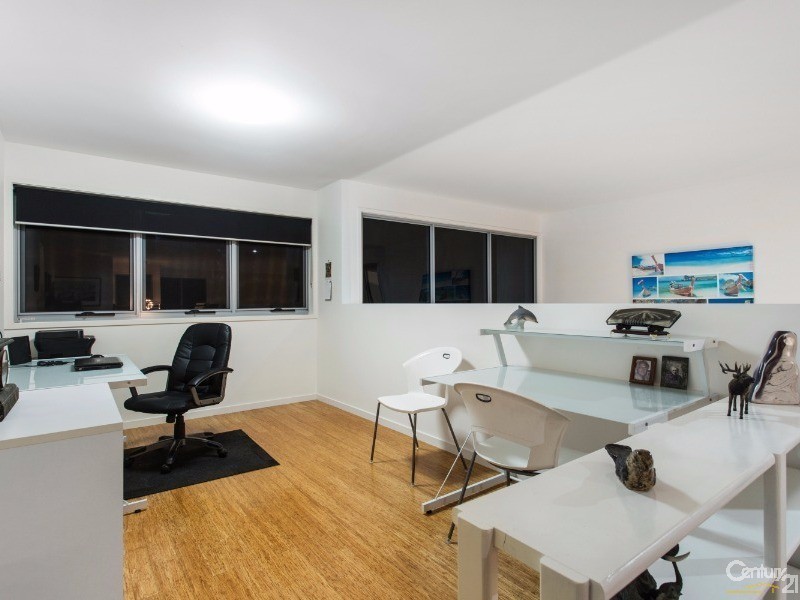 17B Molakai Drive, Mountain Creek QLD 4557