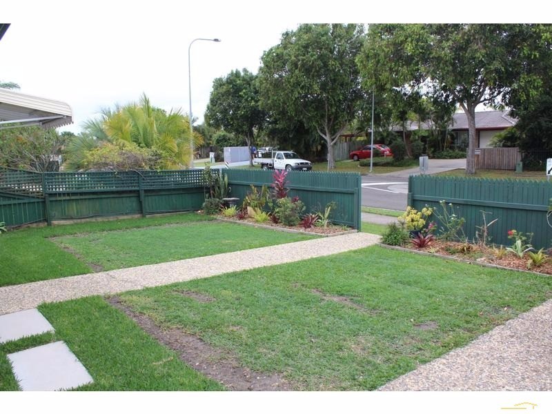 1/29 Maroochy Waters Drive, Maroochydore QLD 4558