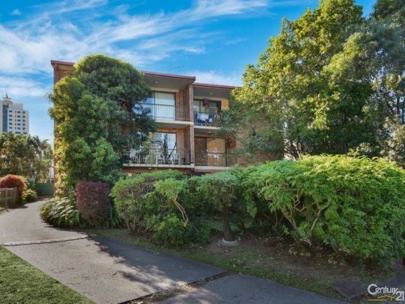 3/34 Goonawarra Drive, Mooloolaba QLD 4557