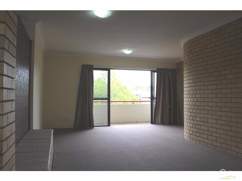 1/87 Goonawarra Drive, Mooloolaba QLD 4557