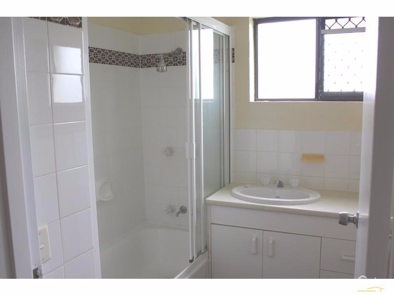 1/87 Goonawarra Drive, Mooloolaba QLD 4557