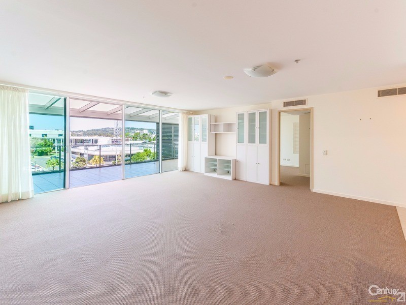 310/1-7 Duporth Avenue, Maroochydore QLD 4558