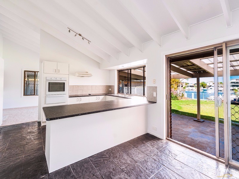 37 Cypress Court, Minyama QLD 4575