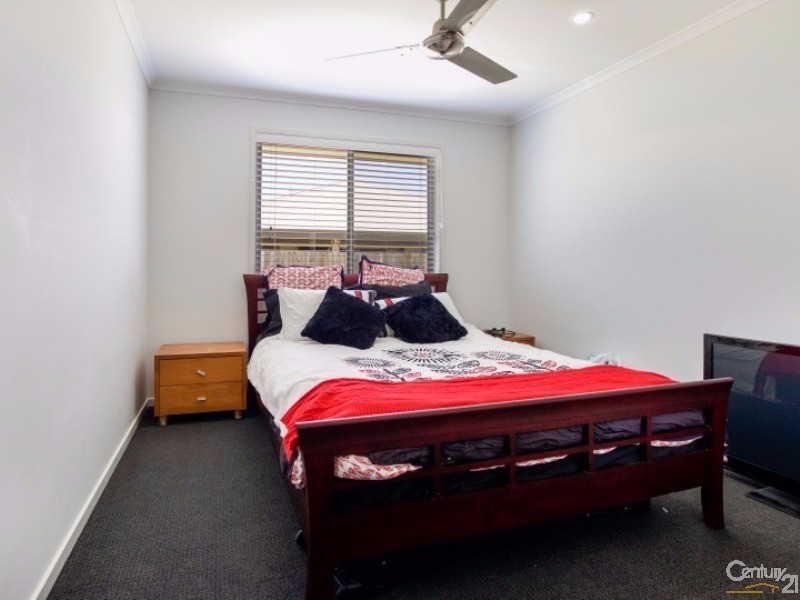 60 Brampton Crescent, Mountain Creek QLD 4557