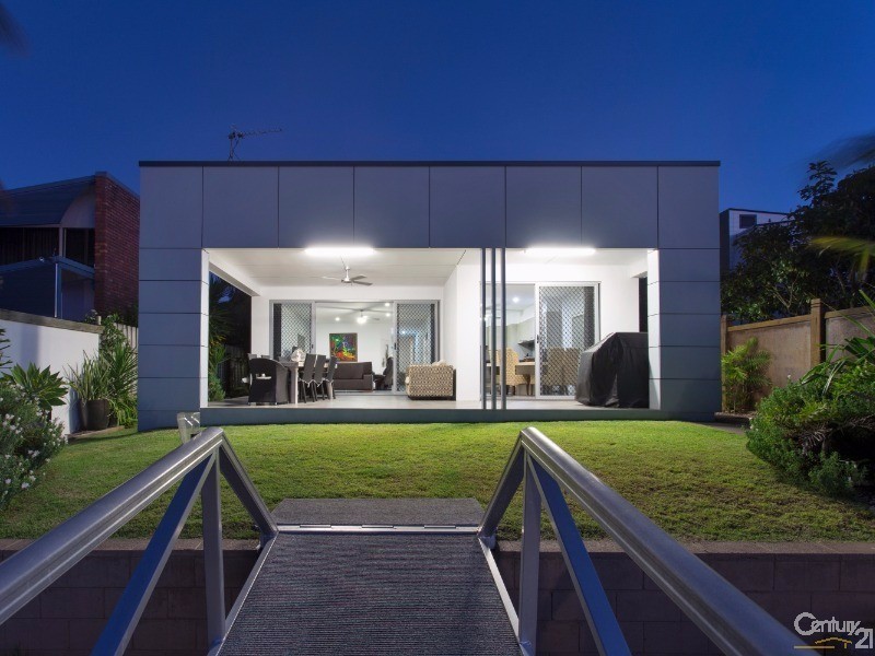 17 Culbara Street, Mooloolaba QLD 4557