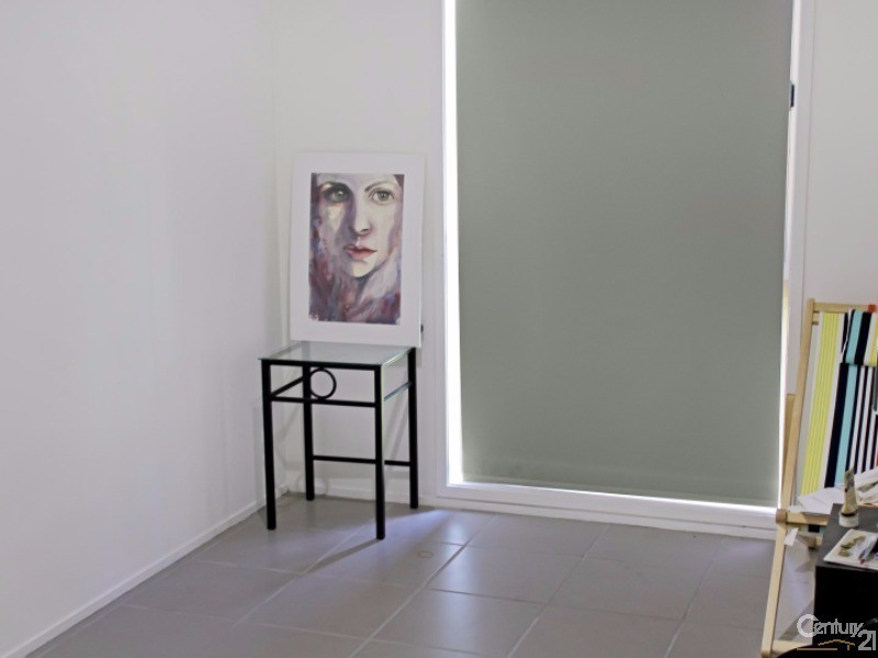 11 Surf Road, Alexandra Headland QLD 4572