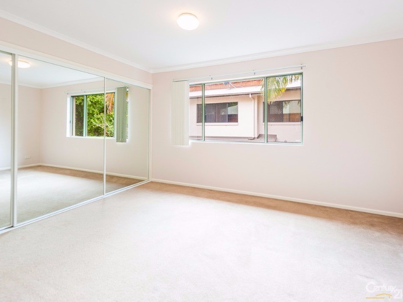 8/15 Primary School Court, Maroochydore QLD 4558