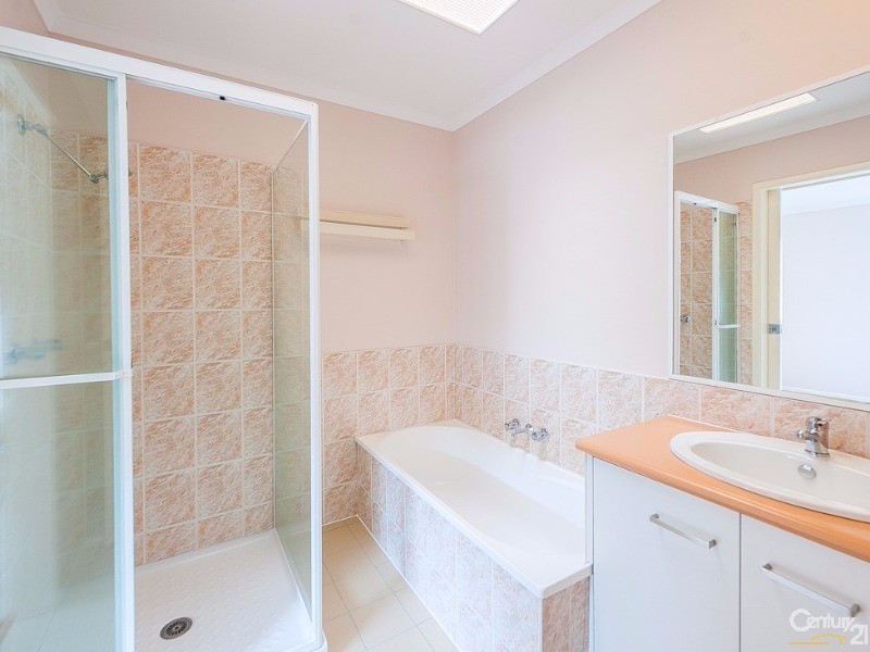 8/15 Primary School Court, Maroochydore QLD 4558