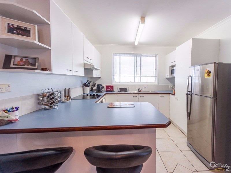 2/7 Kumbar Street, Pacific Paradise QLD 4564