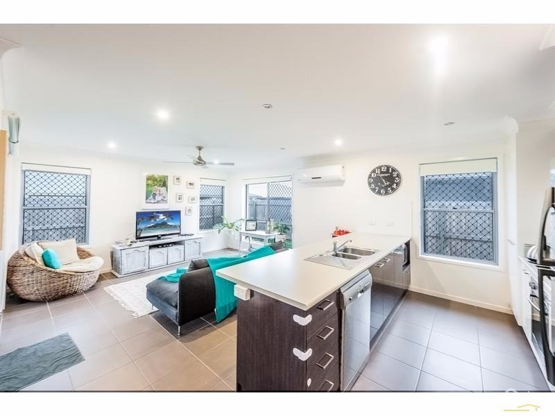 13 Bribie Place, Mountain Creek QLD 4557