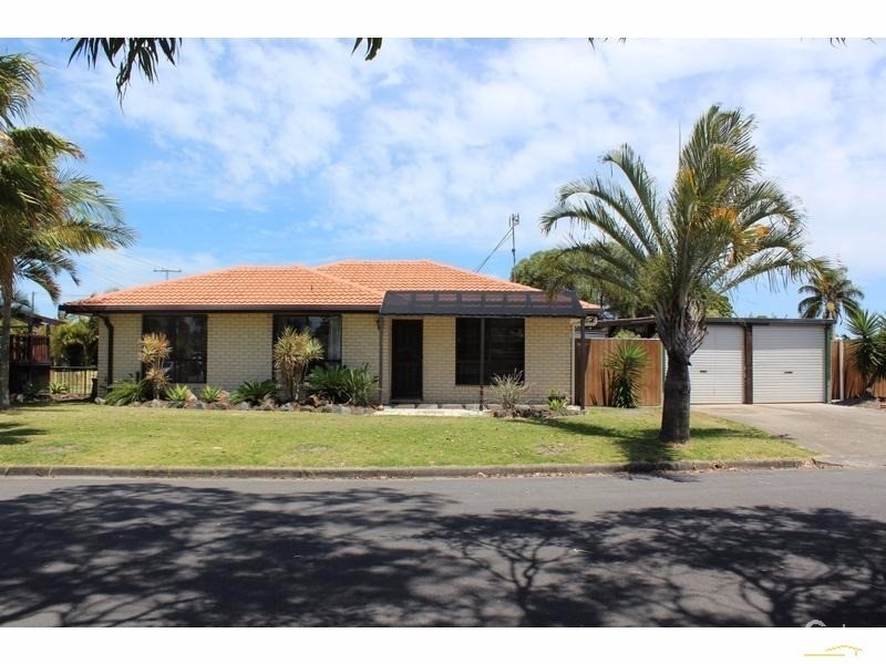 30 Spinnaker Boulevard, Wurtulla QLD 4575