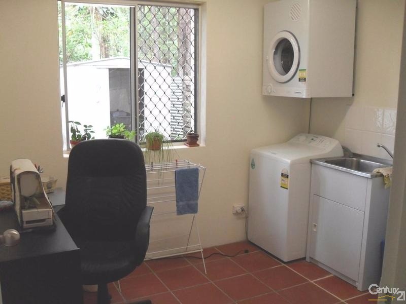 42 Rim Road, Buderim QLD 4556