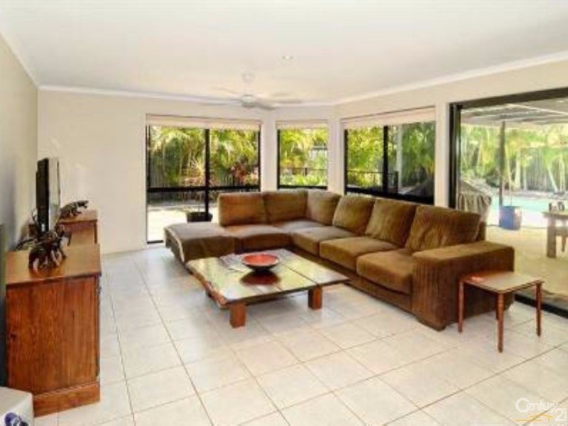 8 Ironwood Court, Mountain Creek QLD 4557