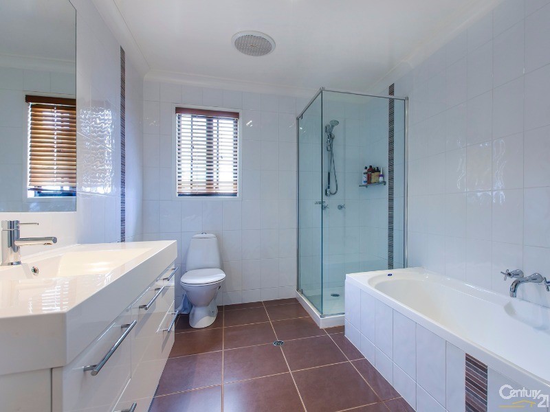 24 Yallanga Place, Mooloolaba QLD 4557