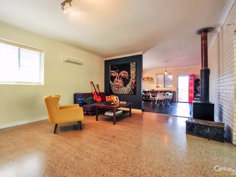 10 Gilbert Street, Maroochydore QLD 4558