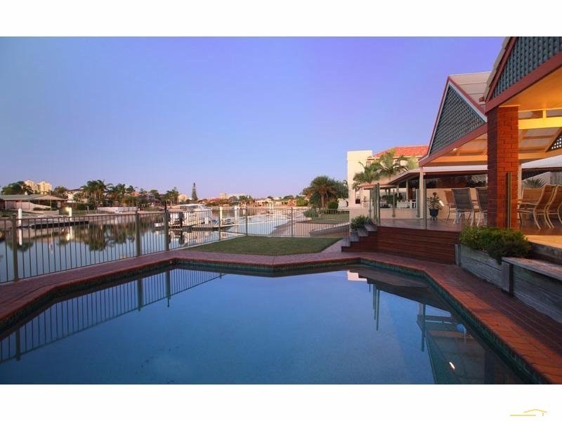 11 Yallanga Place, Mooloolaba QLD 4557