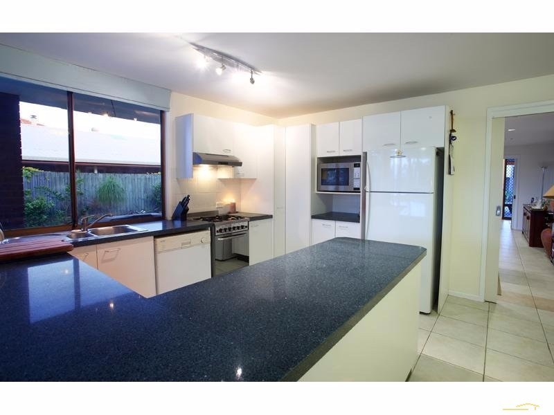 11 Yallanga Place, Mooloolaba QLD 4557