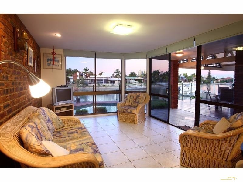 11 Yallanga Place, Mooloolaba QLD 4557
