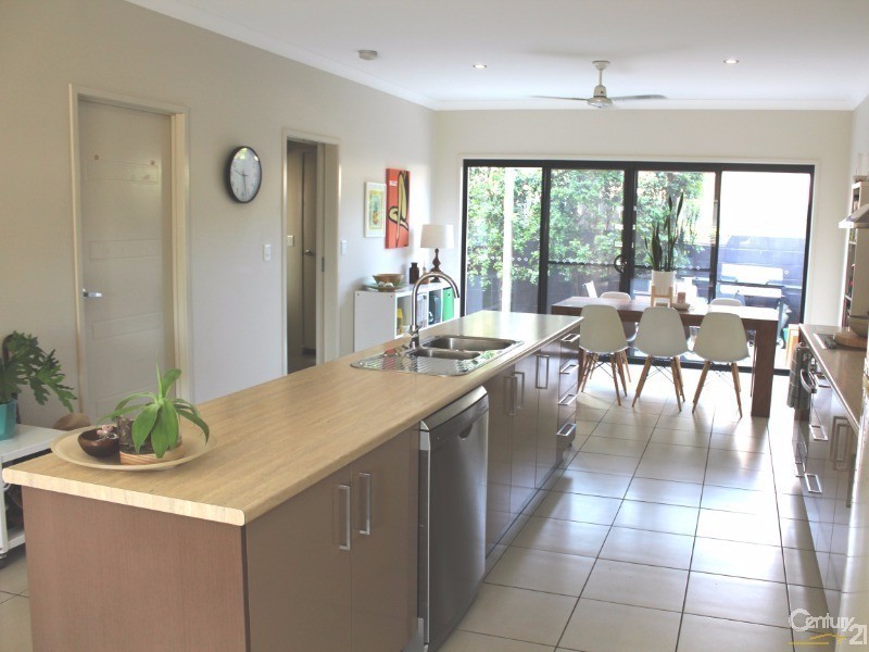 5/2 Tamper Street, Nambour QLD 4560