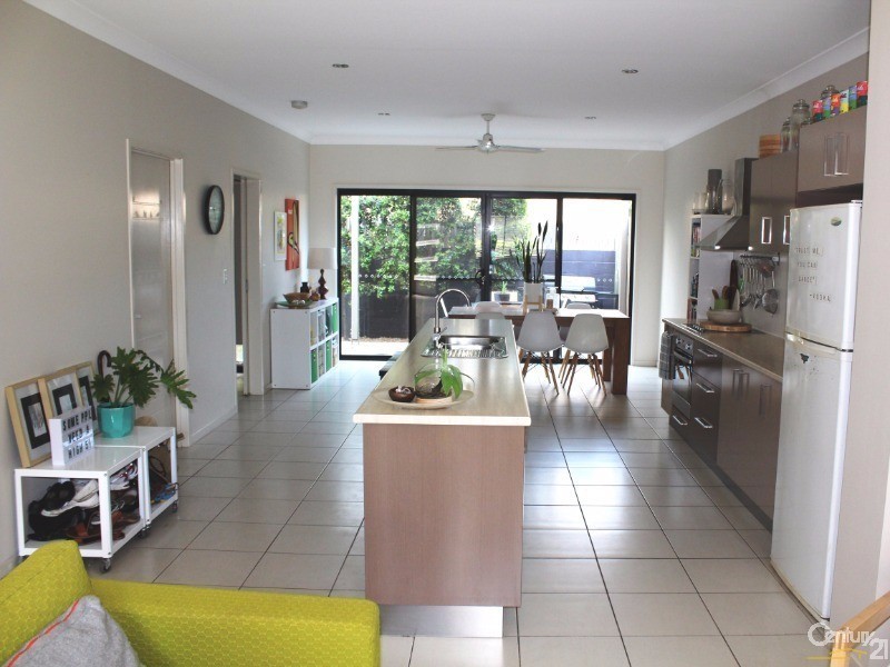 5/2 Tamper Street, Nambour QLD 4560