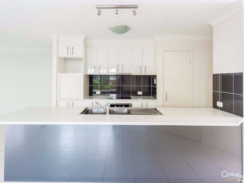 11 Myrtus Street, Mountain Creek QLD 4557