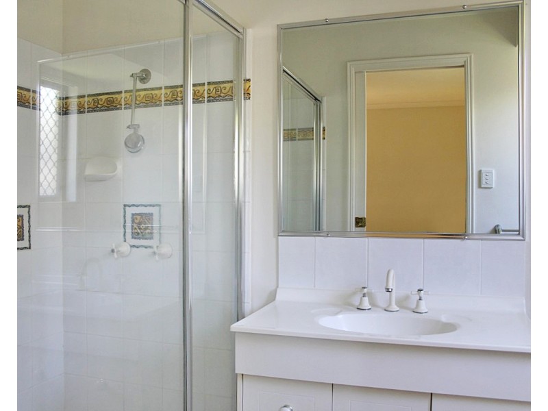 16 Dorian Crescent, Sippy Downs QLD 4556