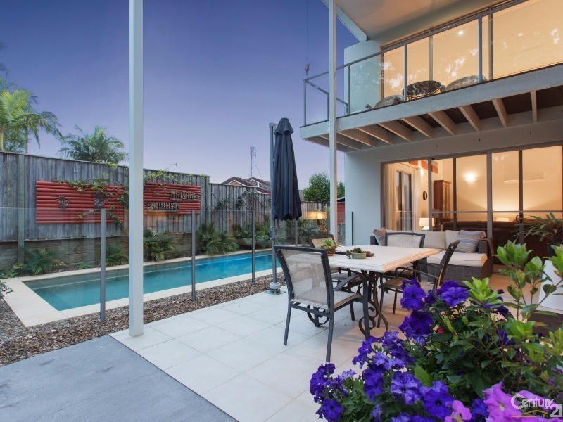 17A/17B Molakai Drive, Mountain Creek QLD 4557