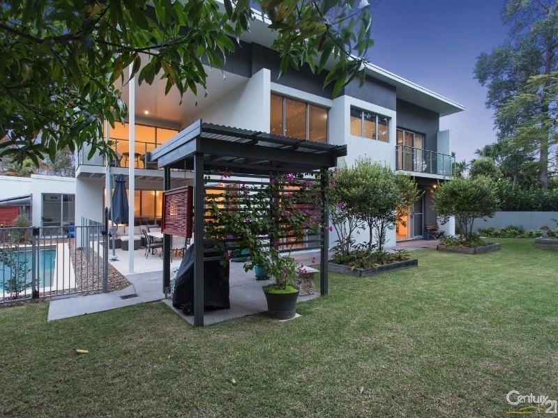 17A/17B Molakai Drive, Mountain Creek QLD 4557