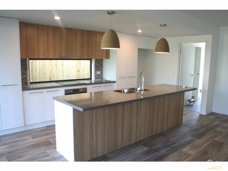 18 Almaden Lane, Maroochydore QLD 4558