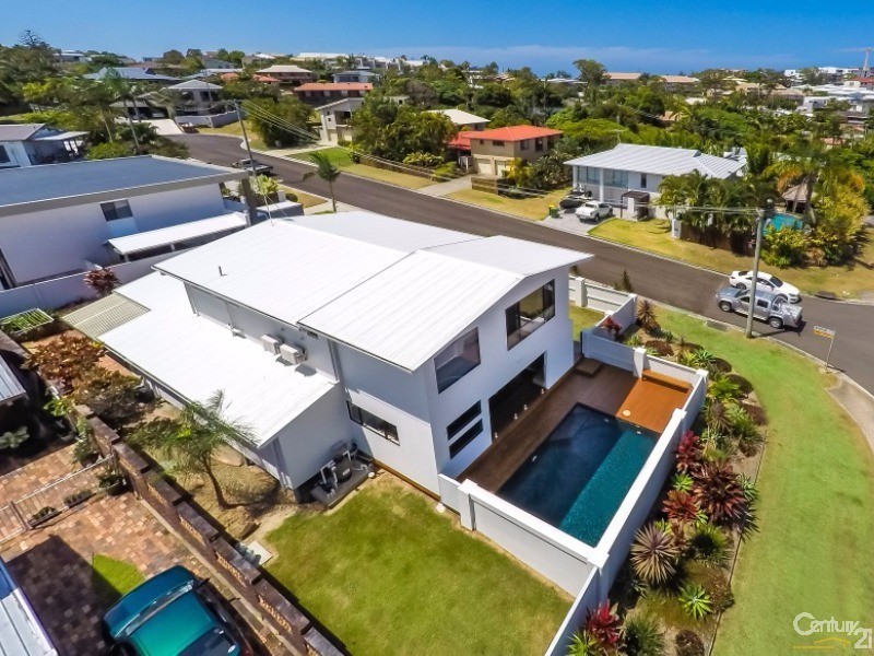 1 Warrina Court, Mooloolaba QLD 4557