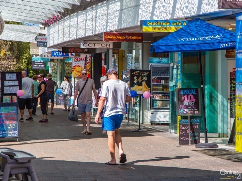 1 Warrina Court, Mooloolaba QLD 4557