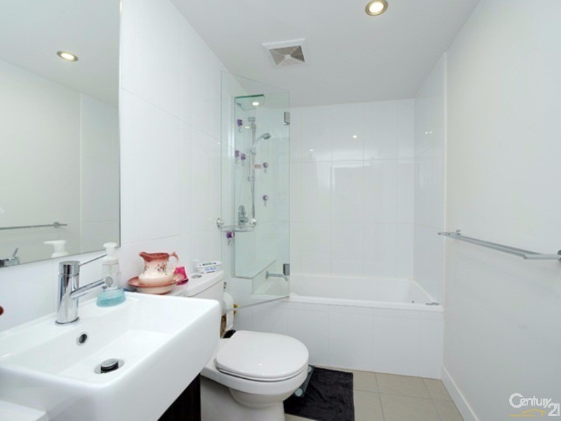 3312/3 Emporio Place, Maroochydore QLD 4558
