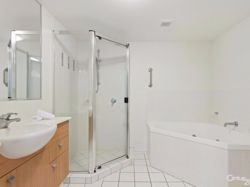 424/10 Okinja Road, Alexandra Headland QLD 4572