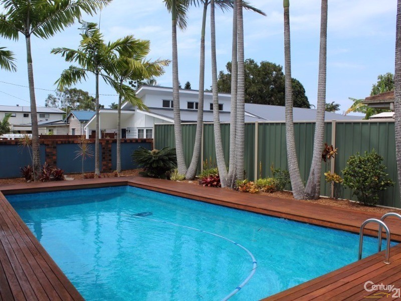 18 Glenlea Drive, Maroochydore QLD 4558